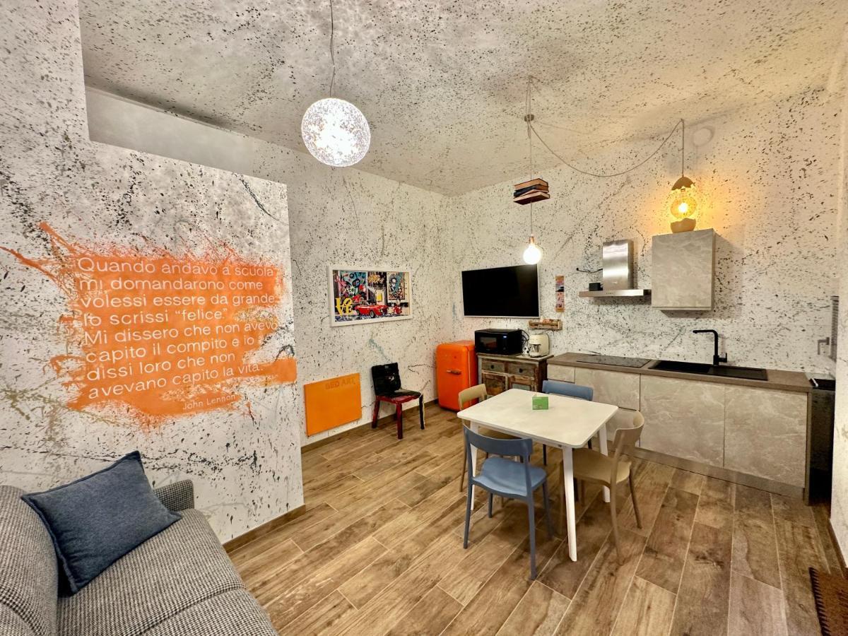 Bed Art Relaxing Suite - Appartamento Con Sauna Happiness Suite Gallery San Benedetto del Tronto Eksteriør bilde